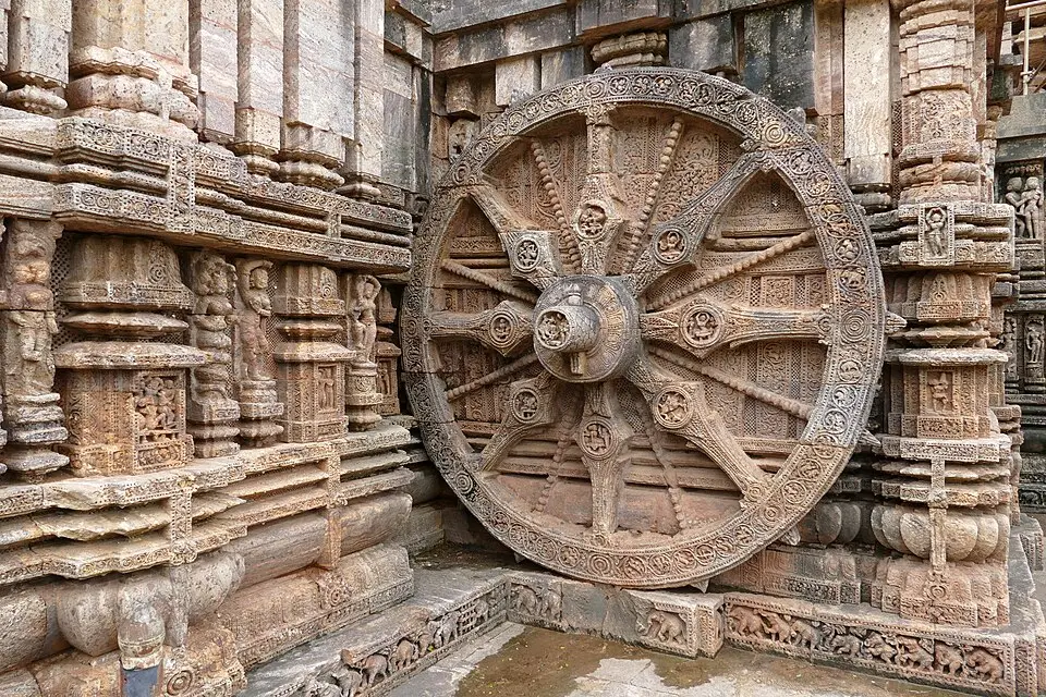 A wheel of the Konark Sun temple: The Sun's chariot of the Eastern Ganga Narasimhadeva I, about 1250, with 12 pairs of wheels and 7 horses.
