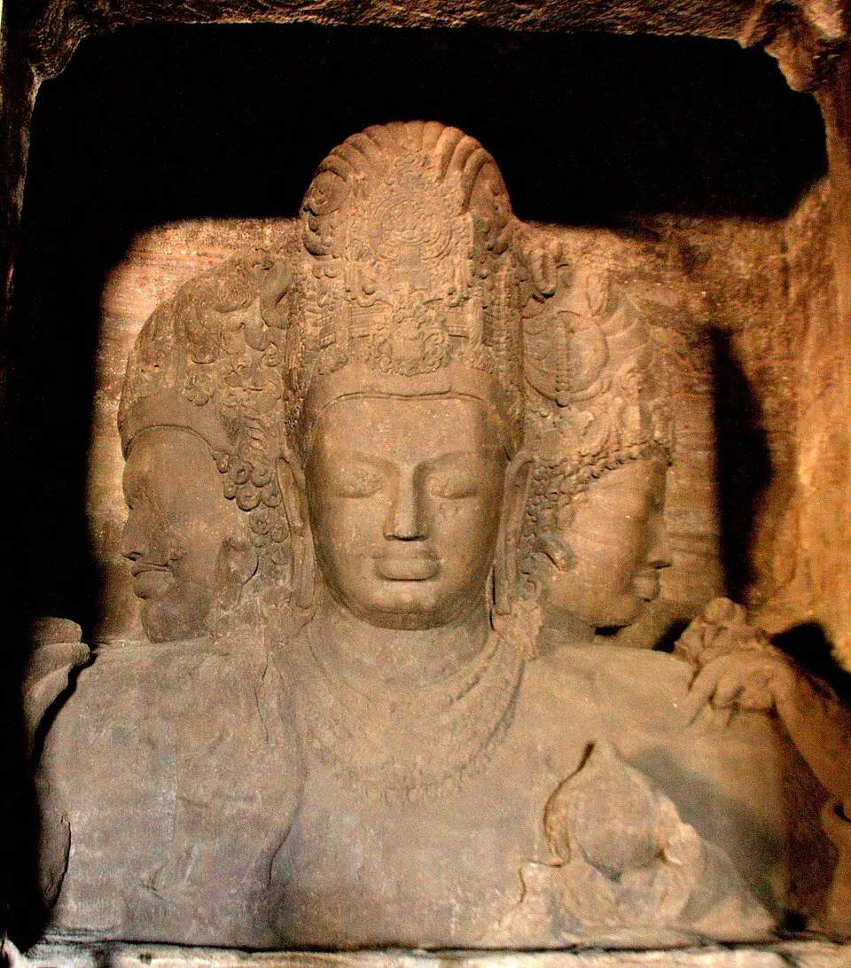 The Maheshmurti in the main cave at Elephanta
