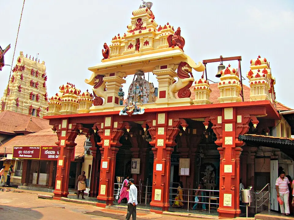 The Krishna temple, Udupi: Madhvacharya's centre, managed in turn by his eight mutts under the paryaya system.