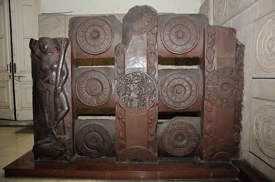 Red sandstone railing from the Bharhut stupa in the Indian Museum, Kolkata