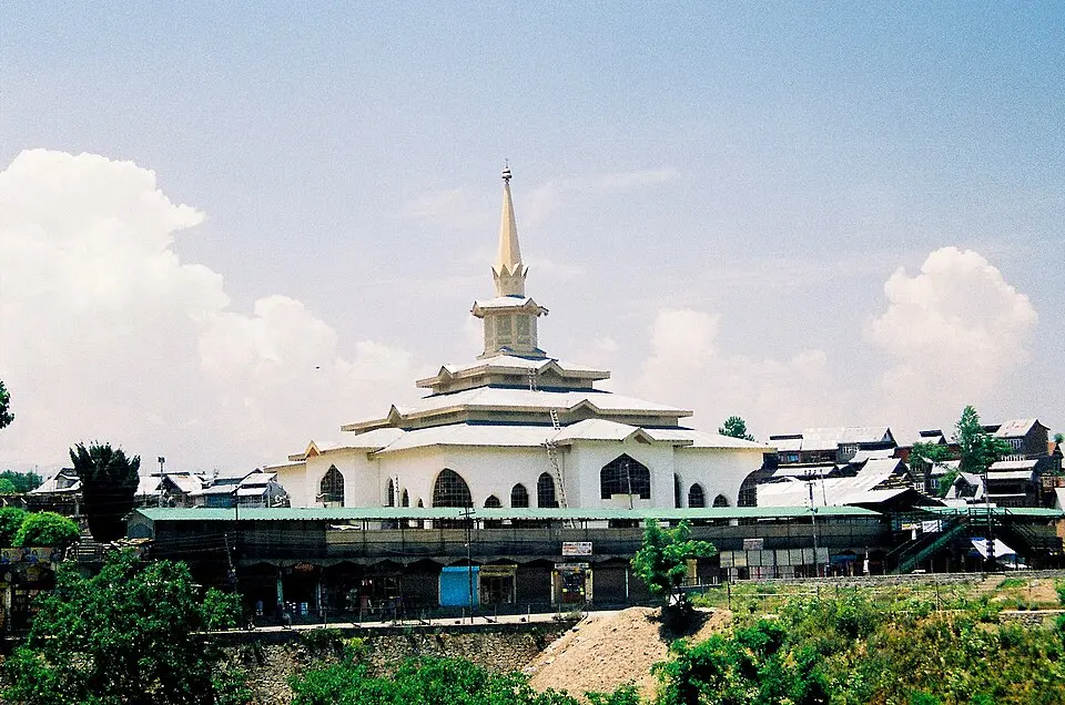 Charar i Sharief: The shrine of Nund Rishi at Charar i Sharief, of the Rishi order of Kashmir.