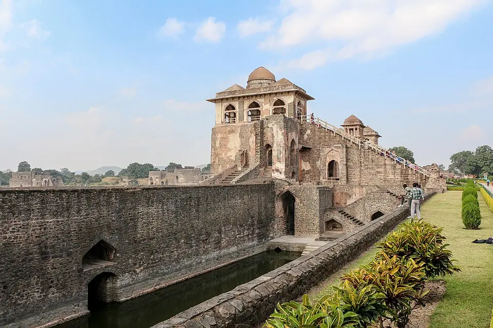 Jahaz Mahal, Mandu: The Ship Palace, a long narrow pleasure palace set between two tanks so that it appears to float.