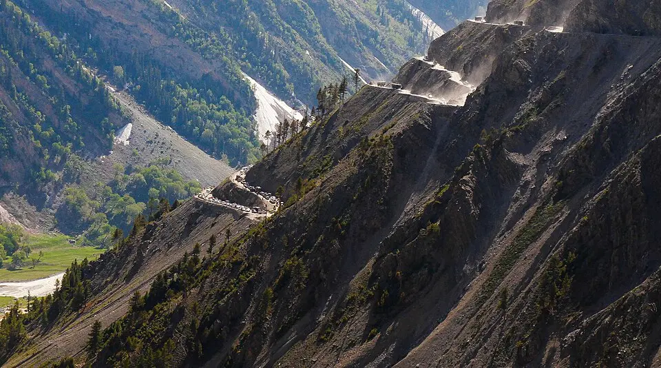 Zoji La pass on the road between Kashmir and Ladakh