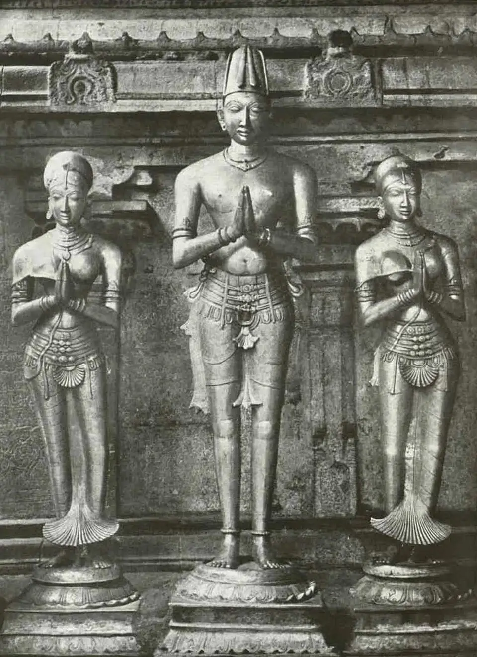 Krishnadeva Raya and his queens: The bronze portrait statues of Krishnadeva Raya with Chinna Devi and Tirumala Devi at Tirupati.