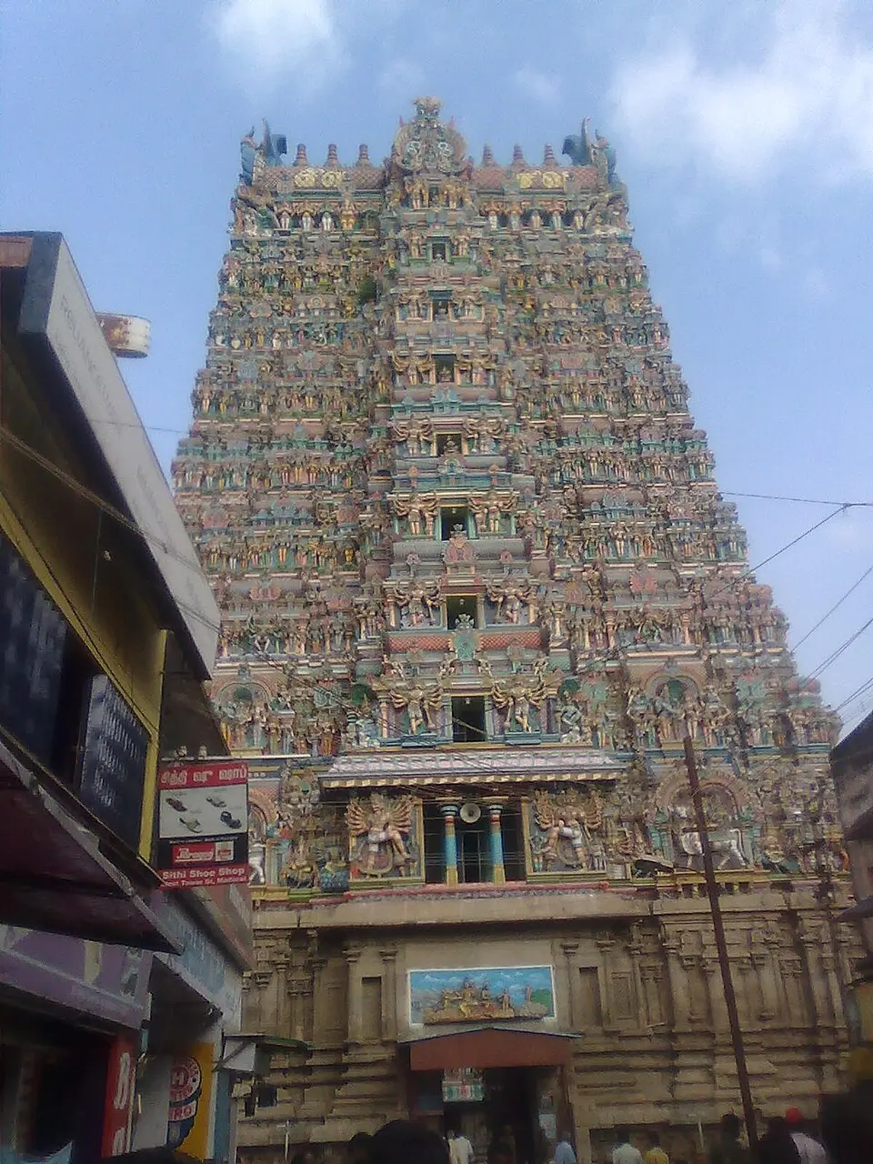 A gopuram of the Meenakshi temple at Madurai